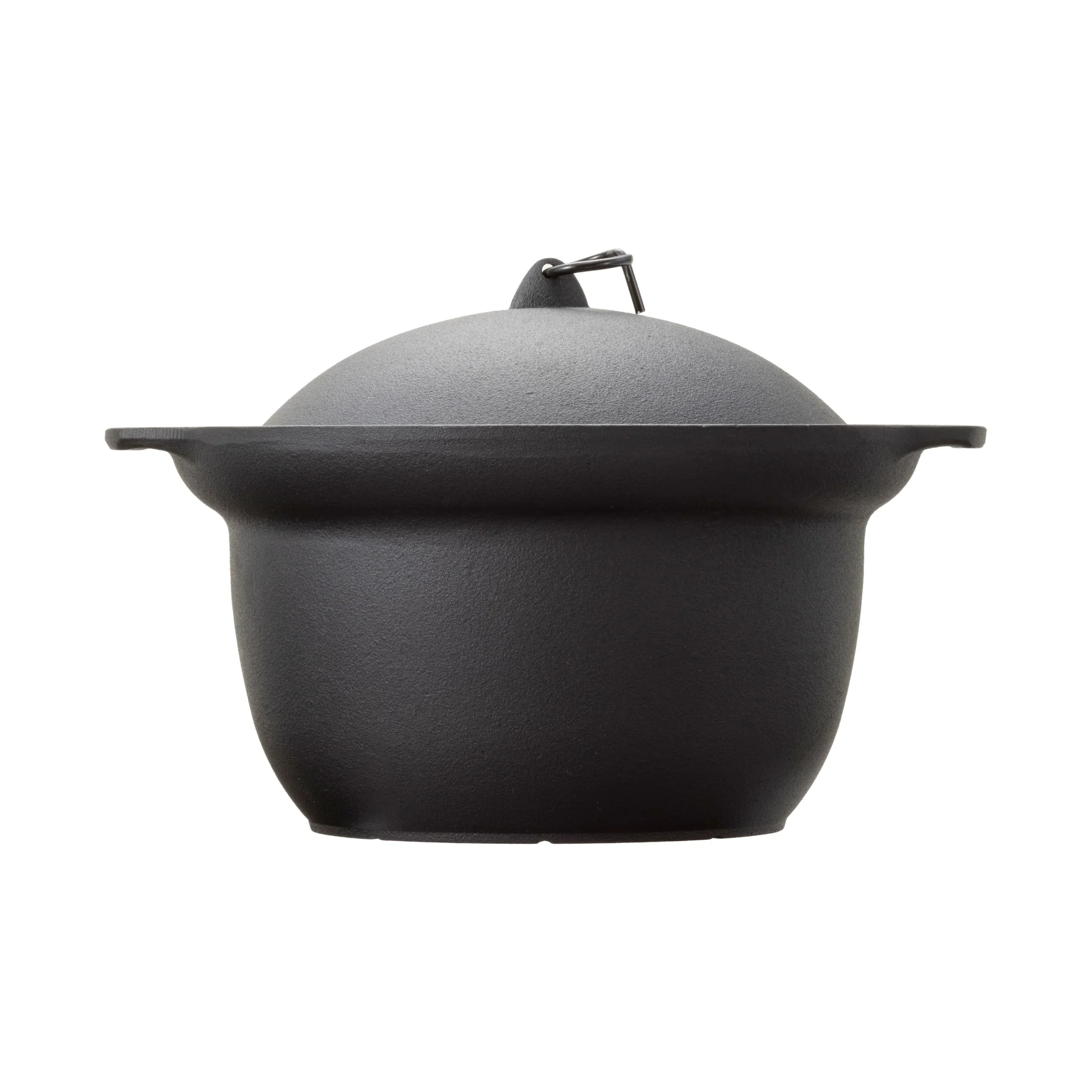 丸みのある黒い鋳鉄製の及源「南部ごはん釜」3合炊の製品画像